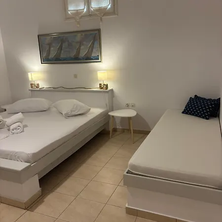 Iosub & - Seaside Summer House In Koumbara Appartement Tzamaria