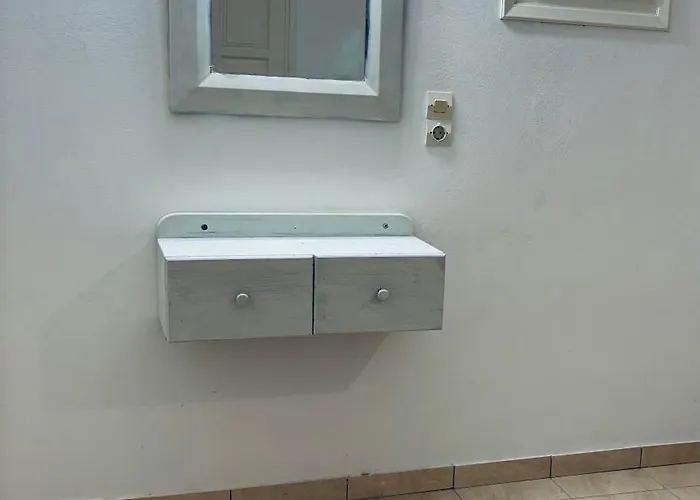 Iosub & - Seaside Summer House In Koumbara 아파트 *